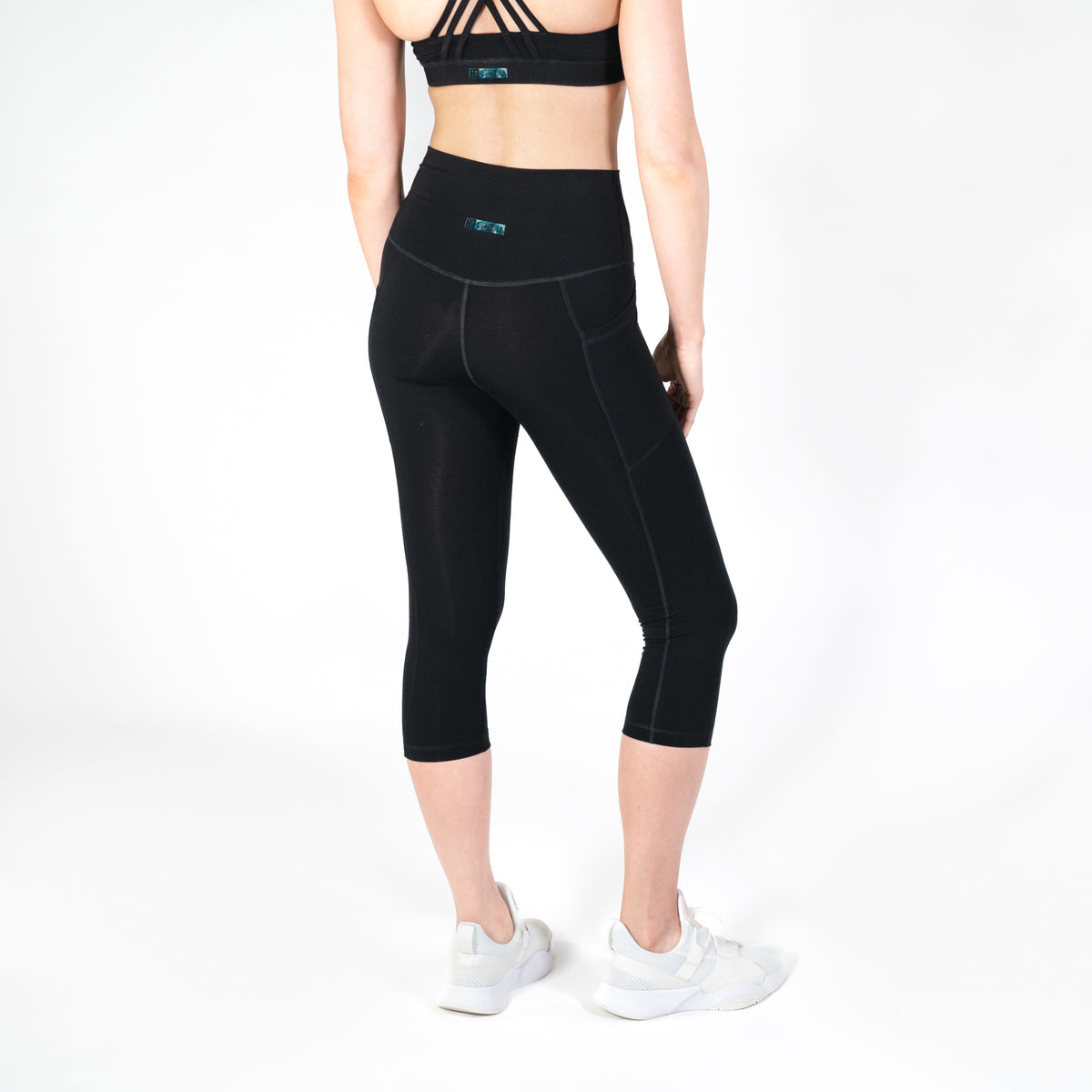 Pace 3/4 Compression Leggings