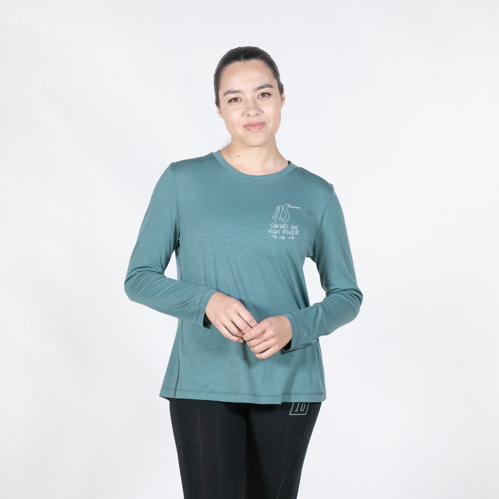 Universal Crew - Safari On High River