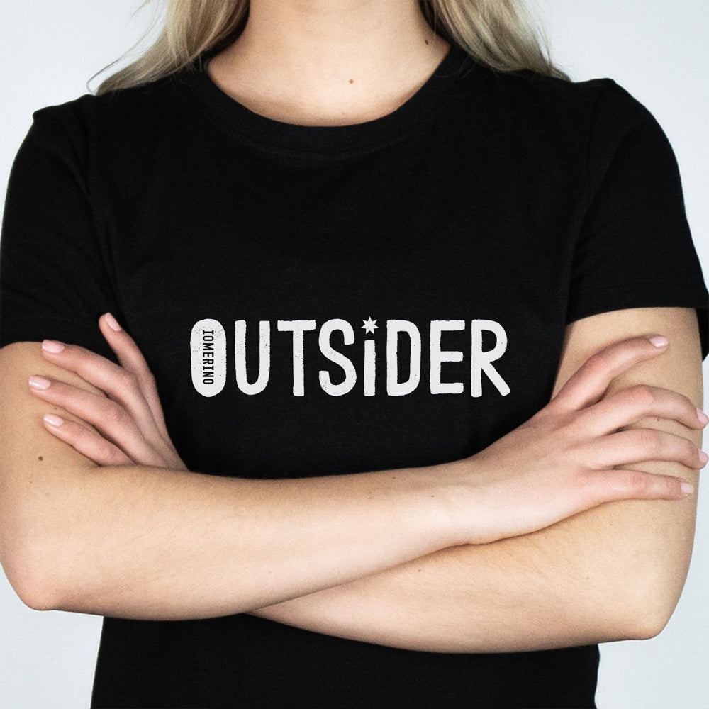 Universal Tee - Outsider